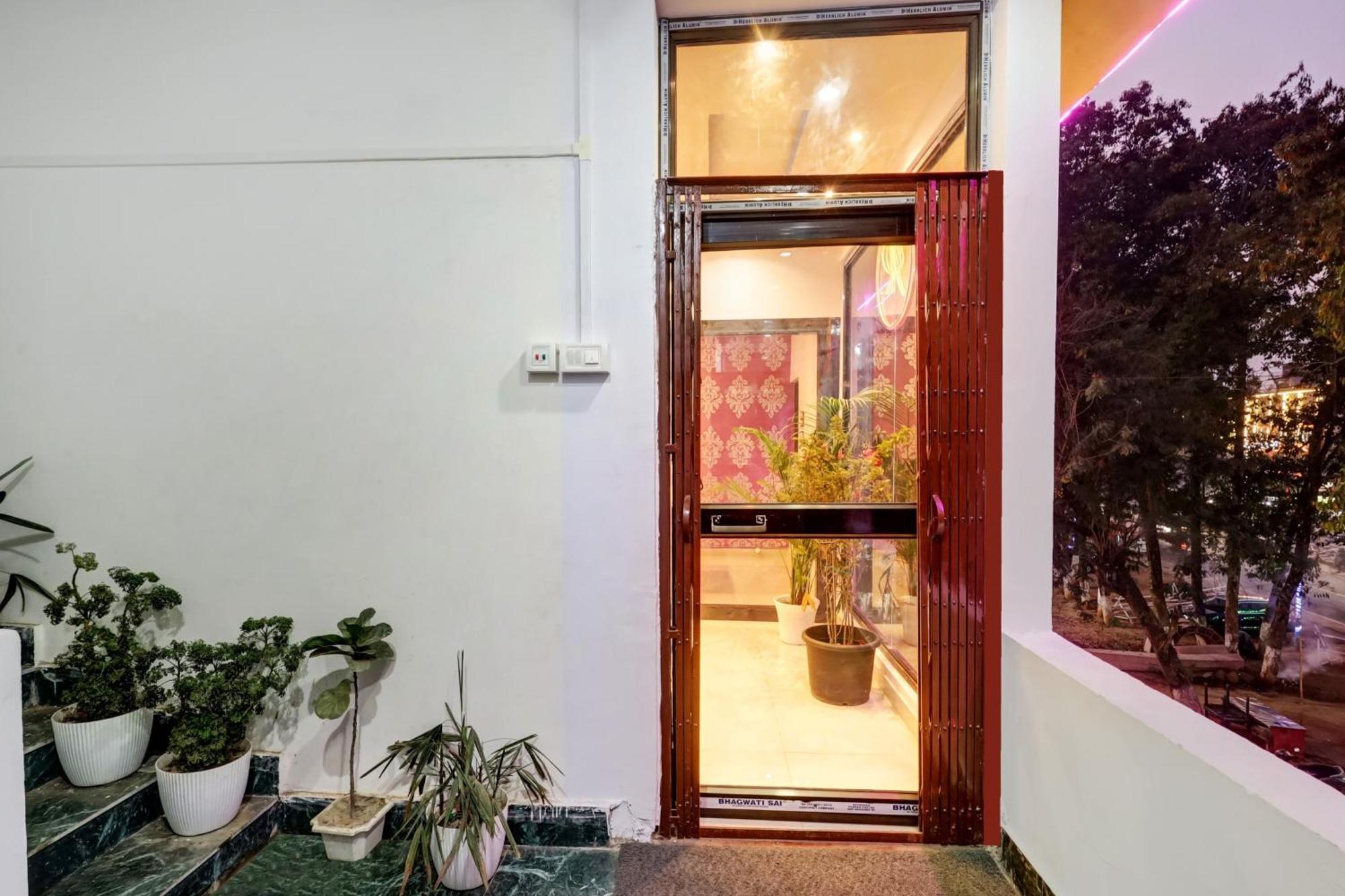 Collection O Ashirbad Lodge Γουβαχάτι Εξωτερικό φωτογραφία