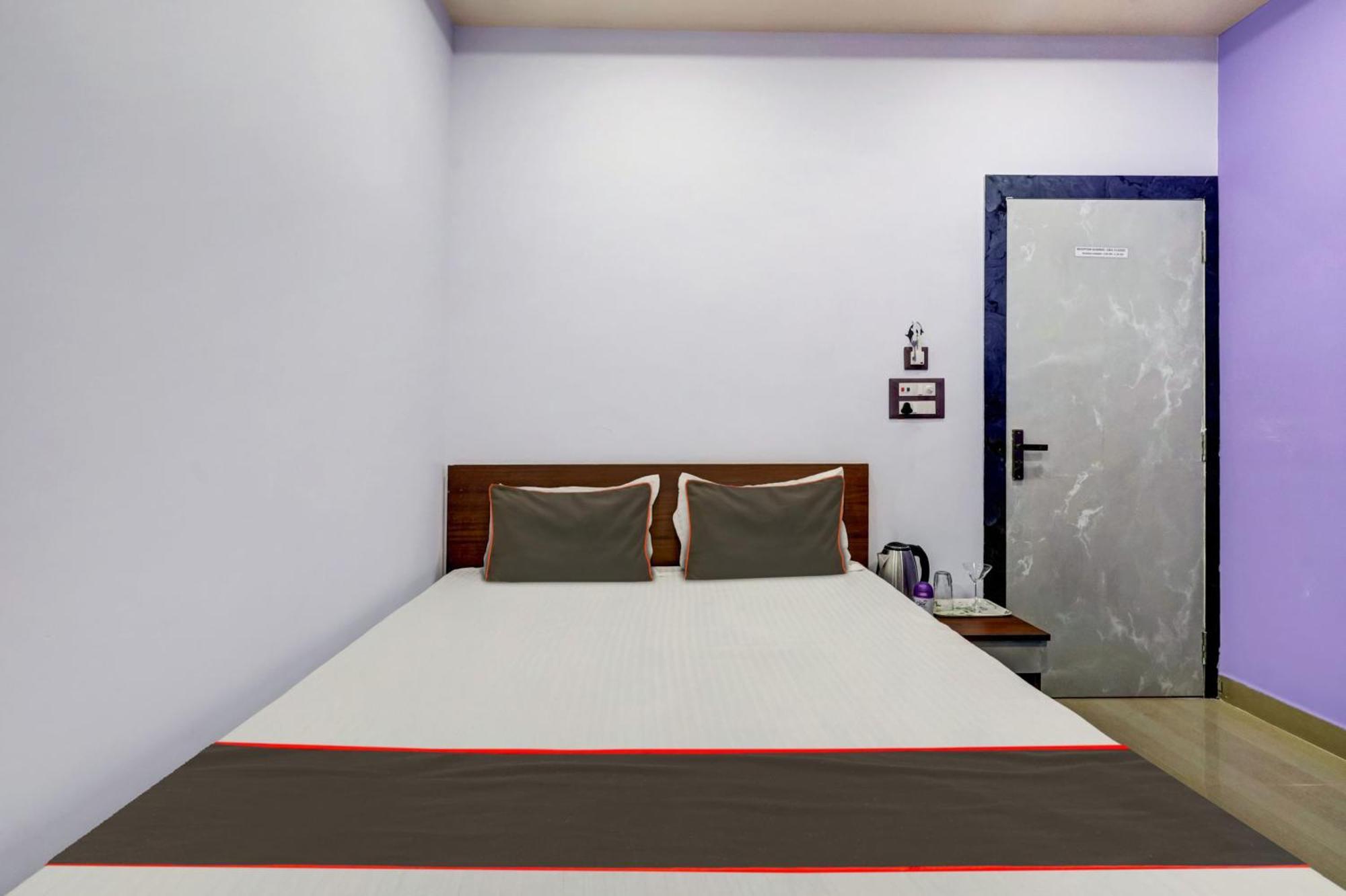 Collection O Ashirbad Lodge Γουβαχάτι Εξωτερικό φωτογραφία