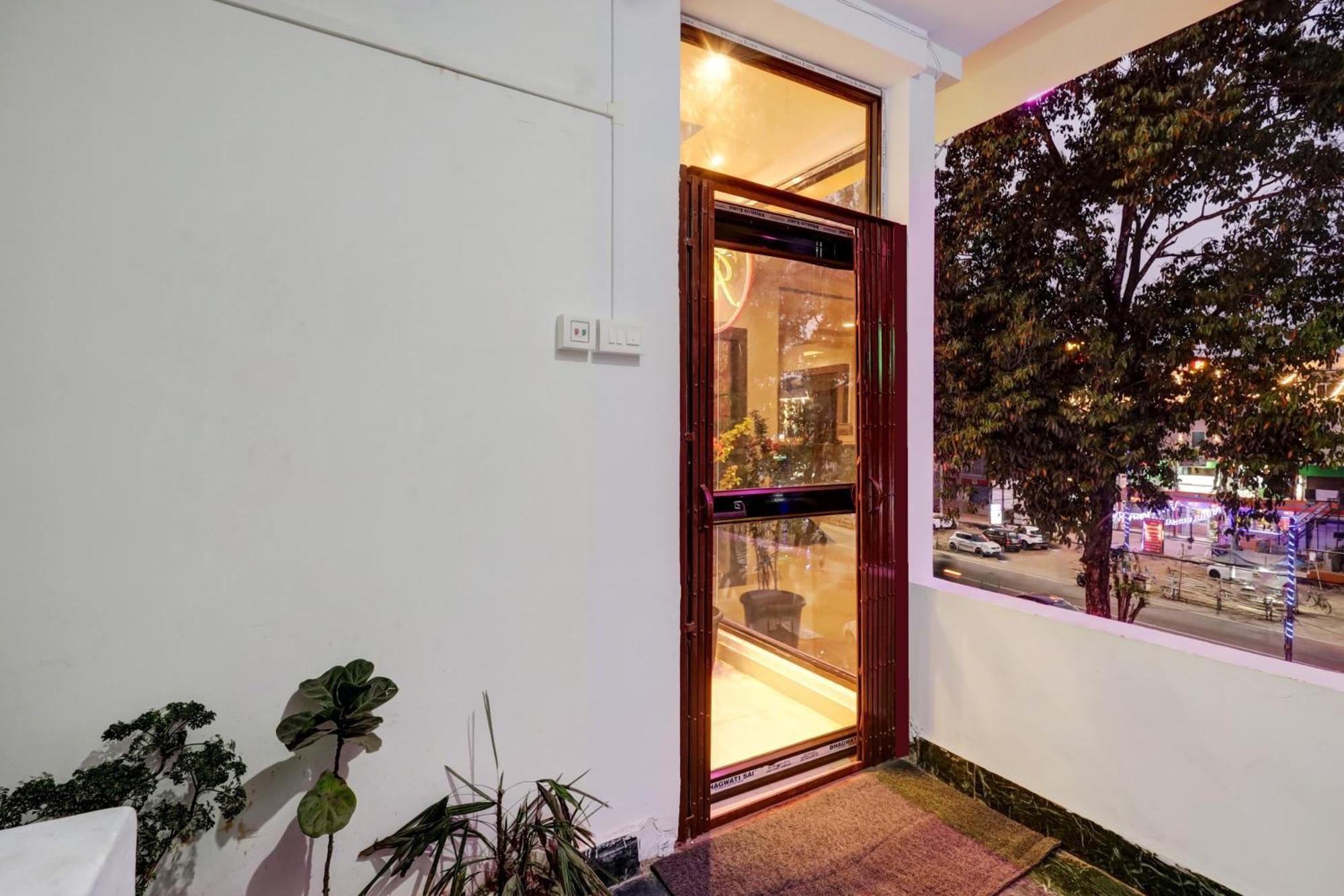 Collection O Ashirbad Lodge Γουβαχάτι Εξωτερικό φωτογραφία